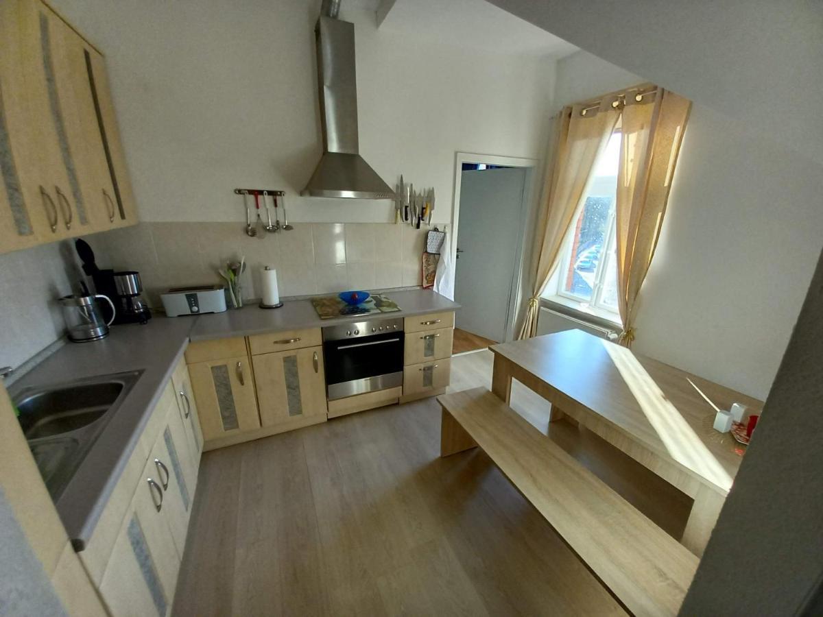 Schwarzer Adler Ferienwohnung Mit 3 Schlafzimmer, Wz, Kueche, Bad Markisch Buchholz Ngoại thất bức ảnh